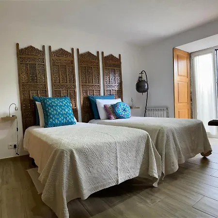 Bed & Breakfast Quinta Labruja Labrujo