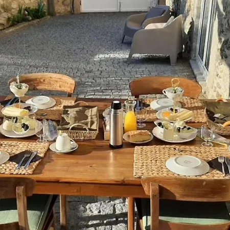 Quinta Labruja 住宿加早餐酒店 3*
